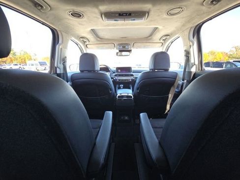 Used 2022 Kia Telluride SX w/ SX Prestige Package image 17