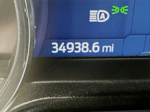 Used 2024 Ford Expedition XLT image 19