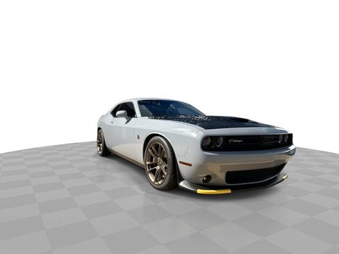 Used 2022 Dodge Challenger R/T Scat Pack w/ Dynamics Package image 35