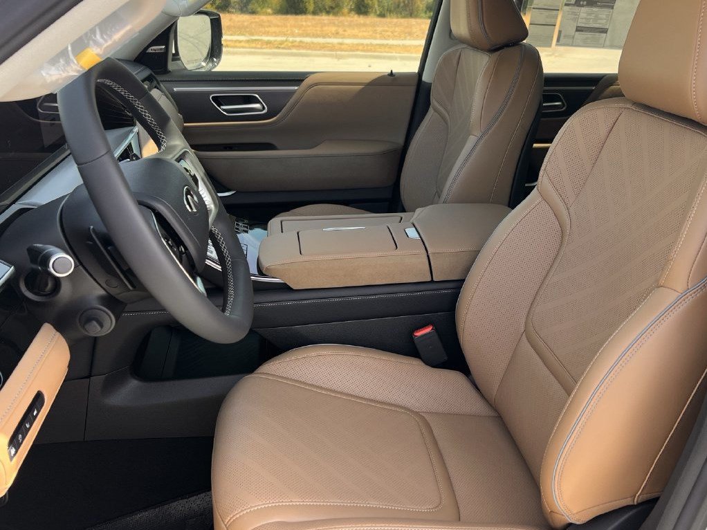 New 2027 INFINITI QX80 Luxe w/ Cargo Package RWD image 21