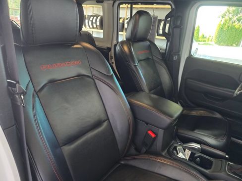 Used 2019 Jeep Wrangler Unlimited Rubicon AWD/4WD image 30