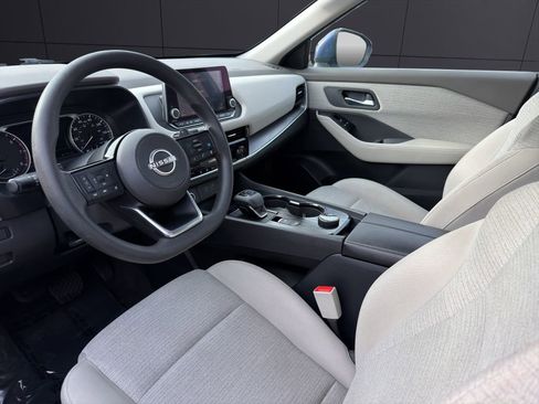 Used 2022 Nissan Rogue SV image 12