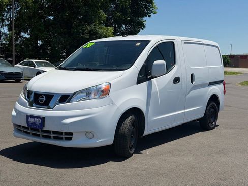 Used 2020 Nissan NV200 SV w/ Sliding Glass Door Package FWD image 2