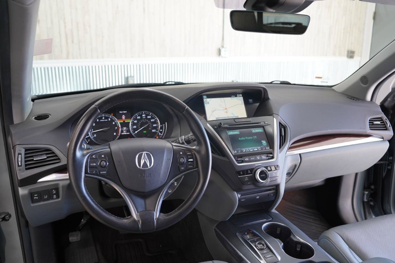 Used 2016 Acura MDX w/ Advance & Entertainment Pkg FWD image 11