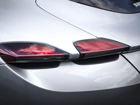 Certified 2022 Ferrari Roma RWD image 20