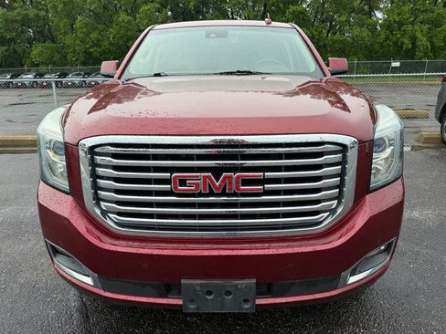 Used 2017 GMC Yukon SLT w/ Premium Edition AWD/4WD image 3
