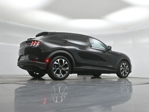 New 2026 Ford Mustang Mach-E Select RWD image 46