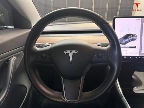 Used 2018 Tesla Model 3 Long Range image 11