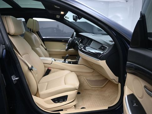 Used 2013 BMW 535i Gran Turismo xDrive image 25