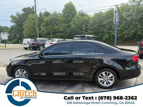Used 2015 Volkswagen Jetta SE FWD image 3