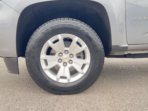 Used 2022 Chevrolet Colorado LT w/ Fleet Safety Package image 12