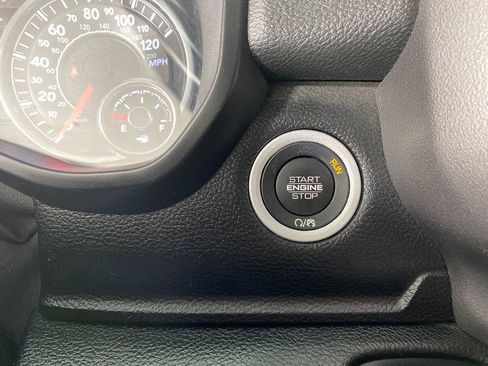 Used 2021 RAM 1500 Laramie w/ Sport Appearance Package image 17