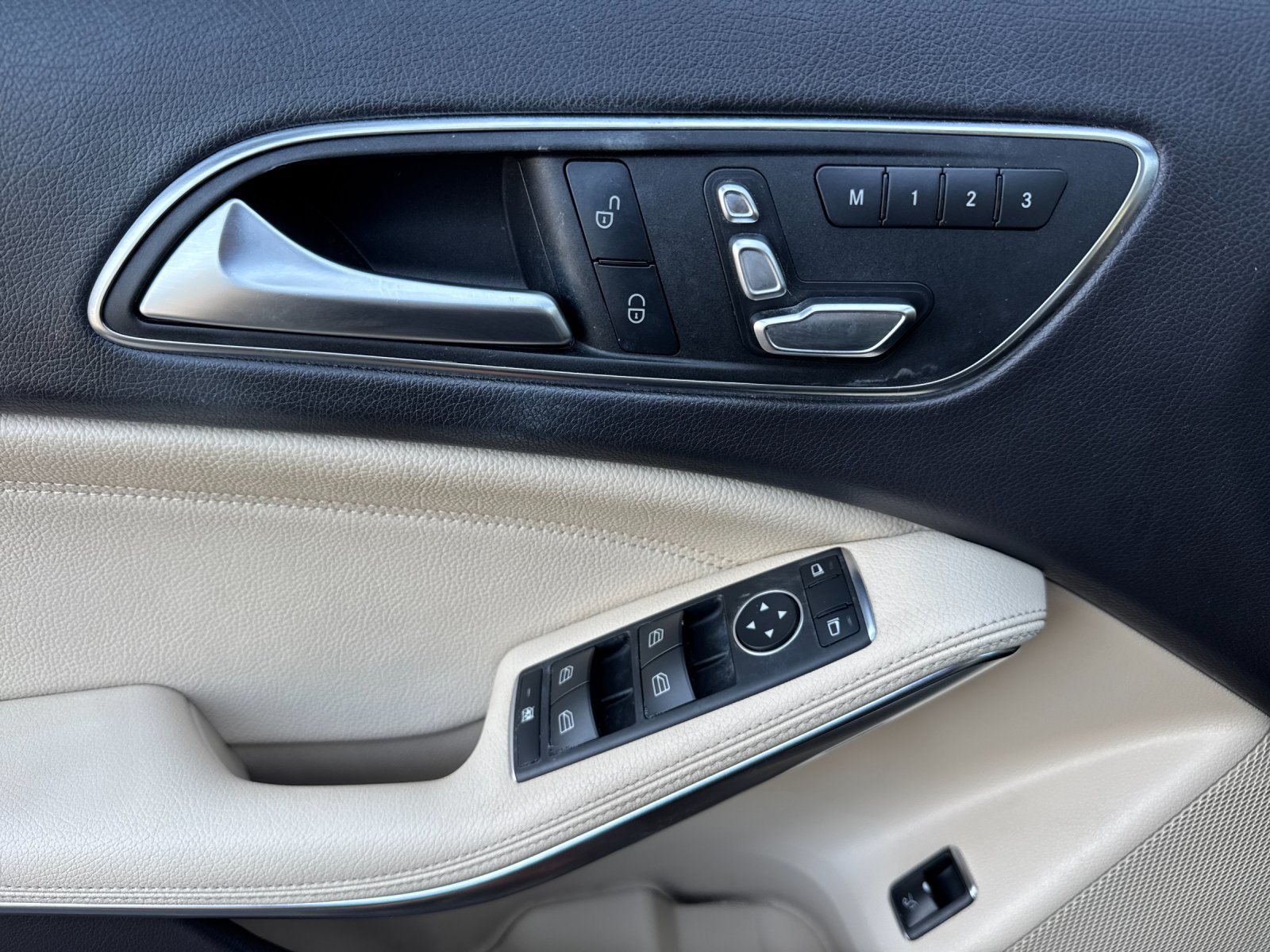 Certified 2019 Mercedes-Benz GLA 250 image 10
