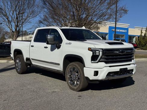 New 2026 Chevrolet Silverado 2500 High Country w/ High Country Premium Package AWD/4WD image 2