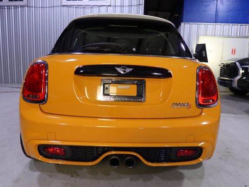 Used 2015 MINI Cooper S image 4