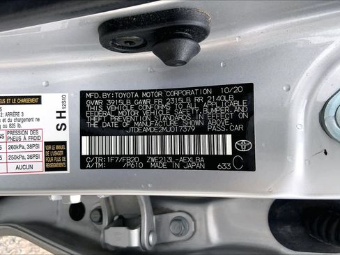 Used 2021 Toyota Corolla LE FWD image 36