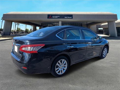 Used 2013 Nissan Sentra S image 4