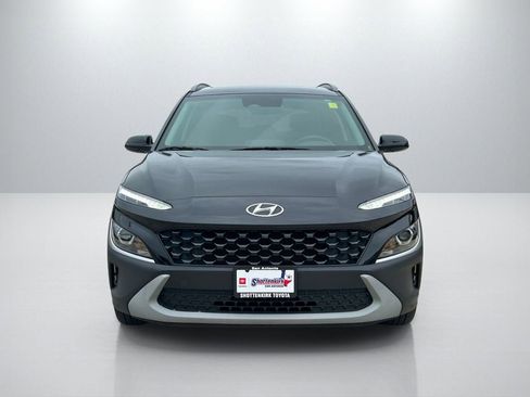 Used 2022 Hyundai Kona SEL w/ Convenience Package FWD image 2
