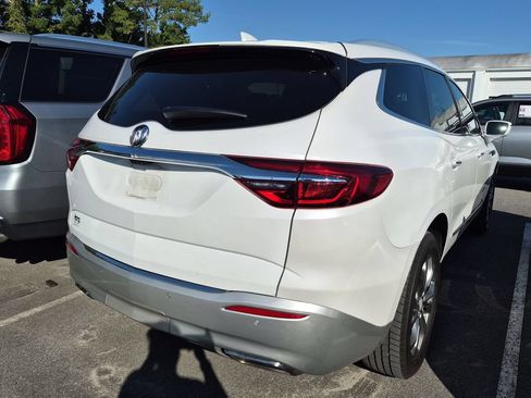 Used 2019 Buick Enclave Avenir FWD image 9