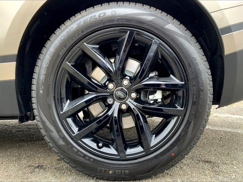 New 2026 Land Rover Range Rover Velar S image 17