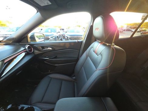 Used 2024 Chevrolet Trax RS w/ Driver Confidence Package image 24