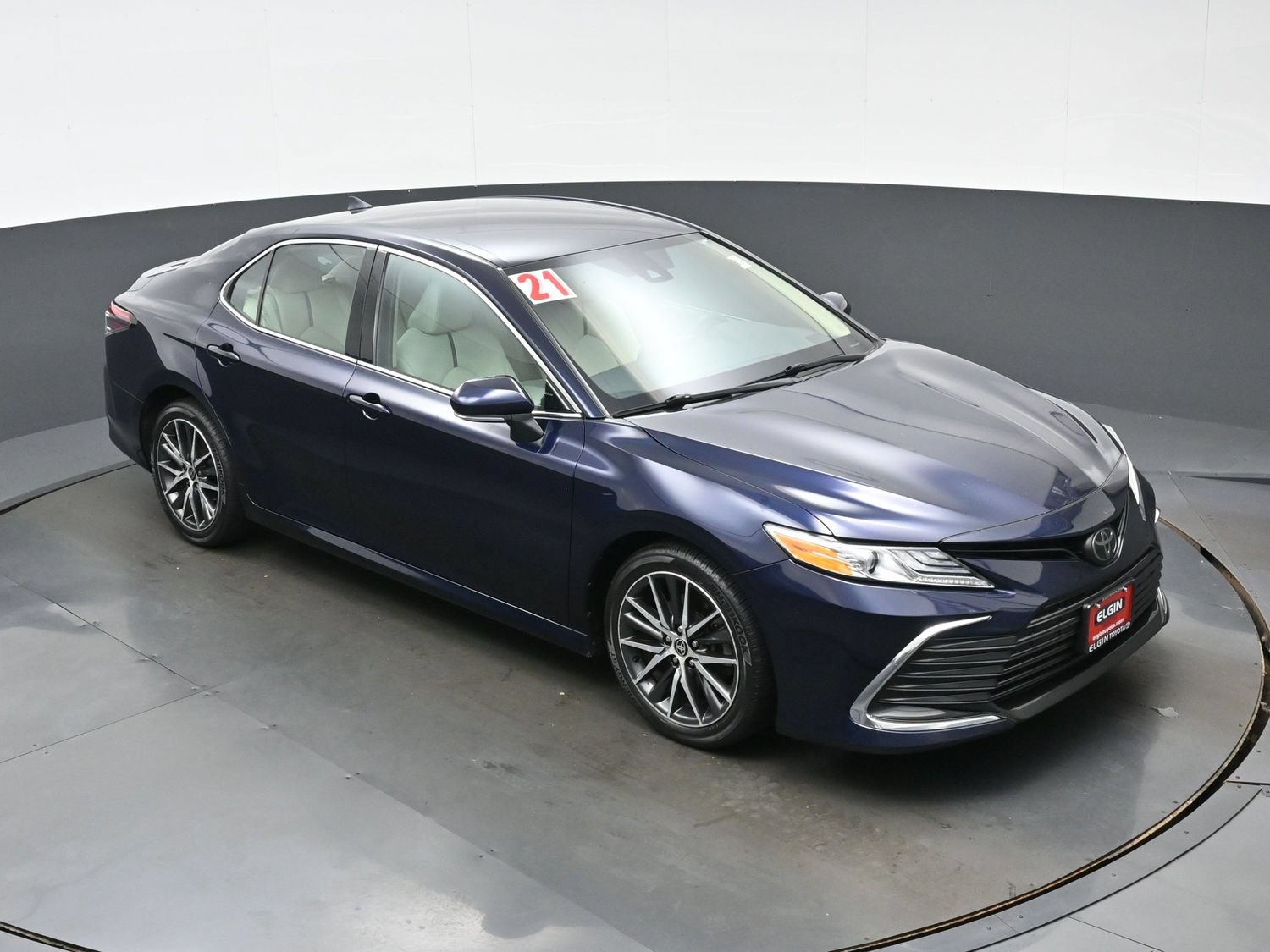 Used 2021 Toyota Camry XLE AWD/4WD image 36