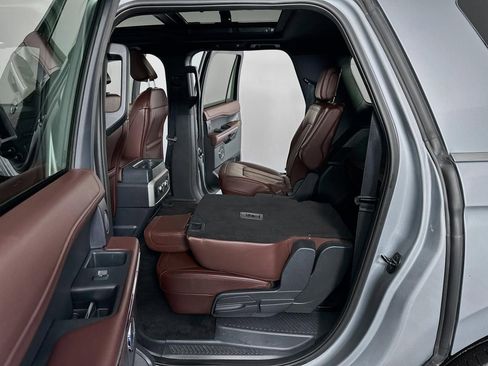 Used 2023 Ford Expedition Max Limited image 31