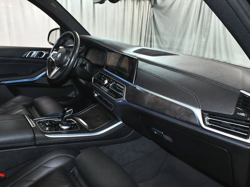 Used 2023 BMW X5 xDrive45e w/ M Sport Package image 69