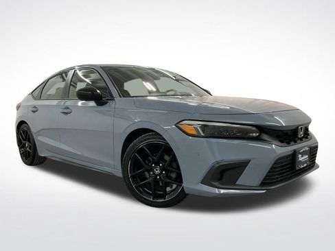 Used 2023 Honda Civic Sport image 4