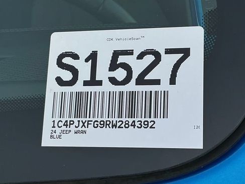 Used 2024 Jeep Wrangler Unlimited Rubicon AWD/4WD image 31