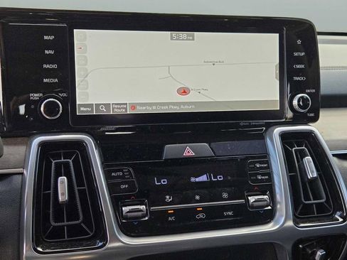 Used 2023 Kia Sorento SX Prestige AWD/4WD image 28