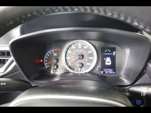 Used 2022 Toyota Corolla Cross LE AWD/4WD image 20