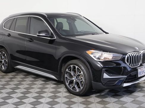 Used 2021 BMW X1 sDrive28i w/ Convenience Package FWD image 3