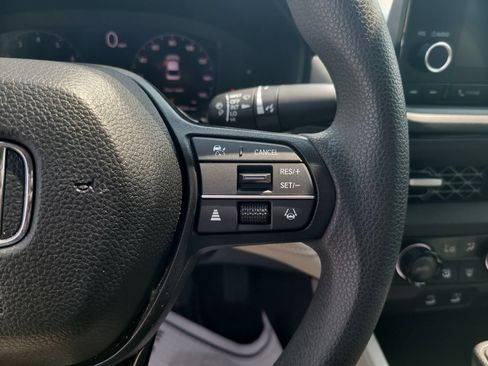 Certified 2025 Honda Accord SE image 15