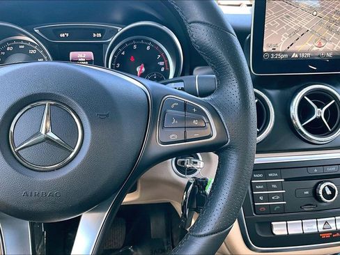 Used 2018 Mercedes-Benz CLA 250 image 25