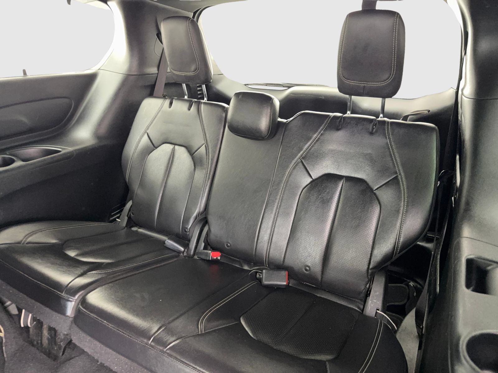Used 2021 Chrysler Pacifica Touring-L w/ S Appearance Package FWD image 40