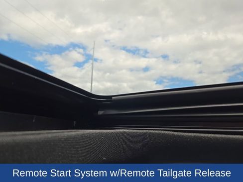 Used 2018 Ford F150 Raptor w/ Equipment Group 802A Luxury image 10