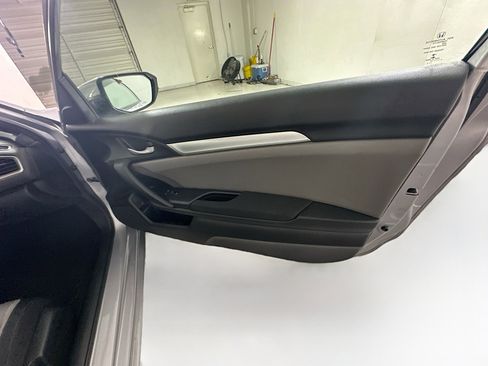 Used 2017 Honda Civic LX-P image 29