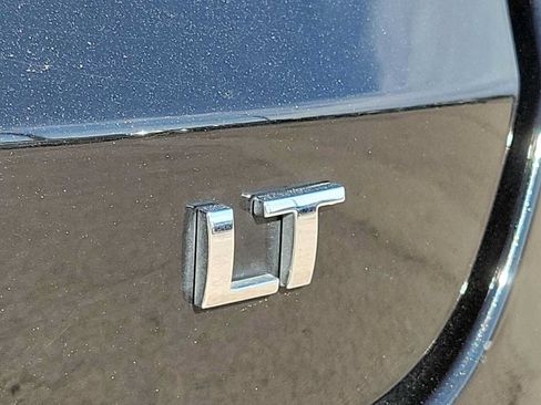 Used 2025 Chevrolet Trax LT FWD image 11