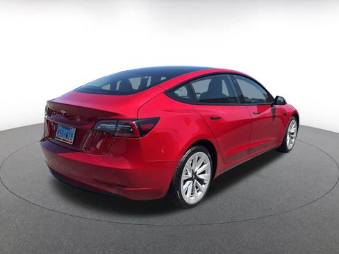 Used 2023 Tesla Model 3 Standard Range RWD image 9