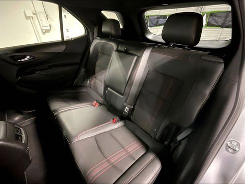 Used 2023 Chevrolet Equinox RS image 33