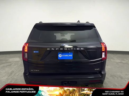 Used 2025 Ford Expedition Max Active AWD/4WD image 7