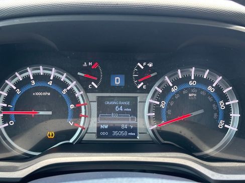 Used 2019 Toyota 4Runner TRD Off-Road AWD/4WD image 18