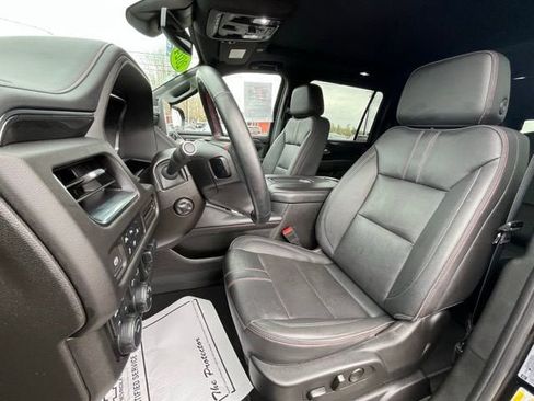 Used 2024 Chevrolet Suburban RST w/ Luxury Package AWD/4WD image 15