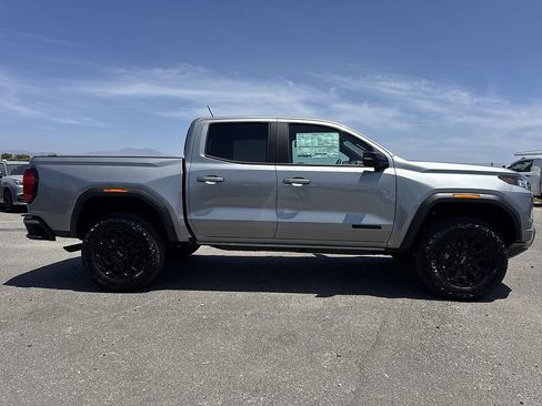 New 2026 GMC Canyon Elevation w/ Convenience Package RWD image 3