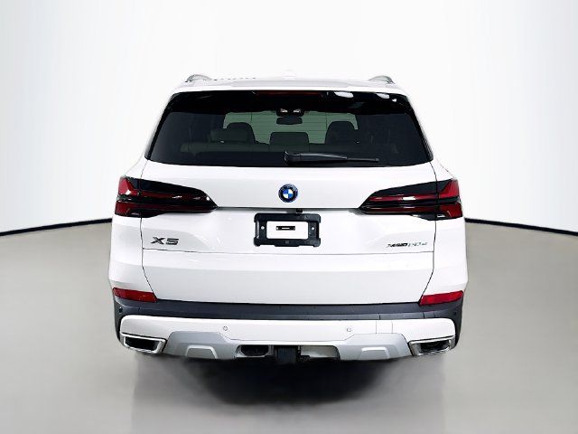 Used 2026 BMW X5 xDrive50e AWD/4WD image 6