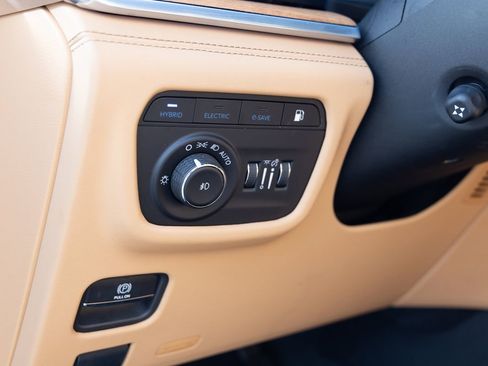 Used 2022 Jeep Grand Cherokee Summit image 10