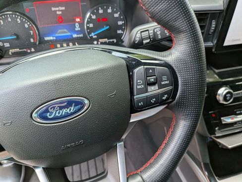 Used 2022 Ford Explorer ST-Line RWD image 22