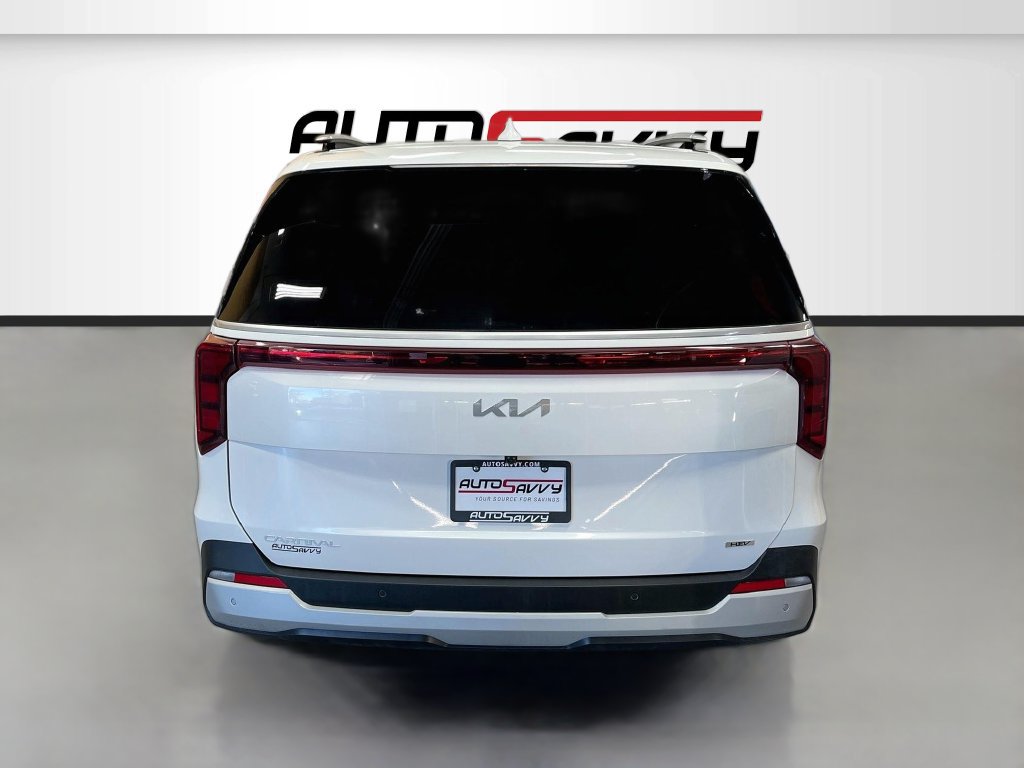 Used 2026 Kia Carnival EX FWD image 6