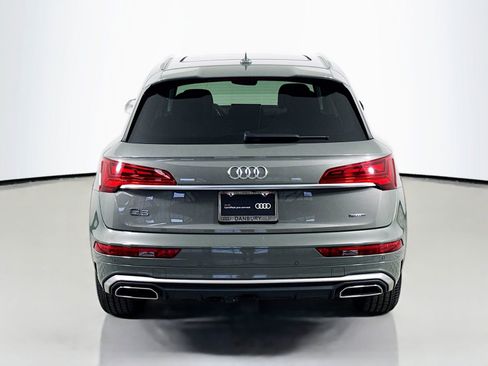 Certified 2023 Audi Q5 2.0T Premium w/ Convenience Package image 10